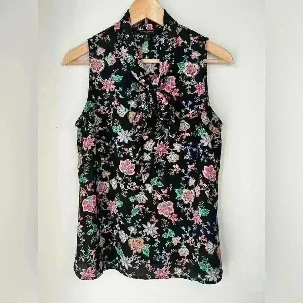 Banana Republic Black Floral Sleeveless Romantic Coastal Blouse Small - Picture 6 of 6